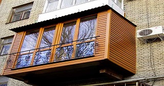 Внешняя отделка балкона Сатка цена от 1050 руб. м/2.