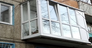 Остекление с выносом под ключ Сатка, цена от 2624 руб.